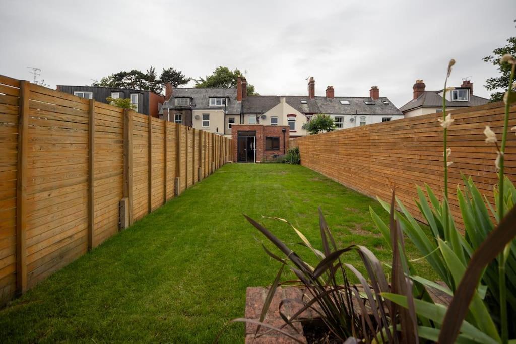 Hereford - Clifton Villa - Beautifully Presented House Located A Short Walk From City Centre - Sleeps 6 Guests - Perfect For Exploring Hereford - Hosted By Rentmyhouse المظهر الخارجي الصورة